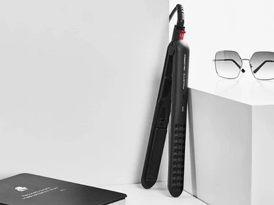 plancha de pelo Rowenta x Karl Lagerfeld Optiliss Ionic SF323L