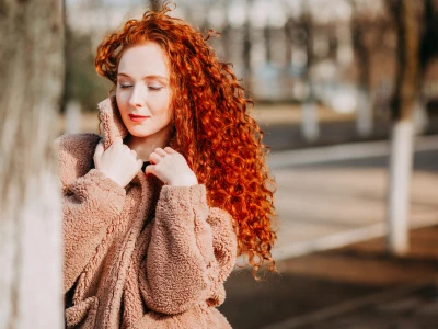 cepillo alisador para pelo rizado