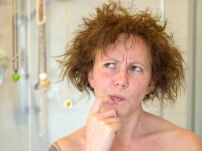 quien invento la plancha de pelo